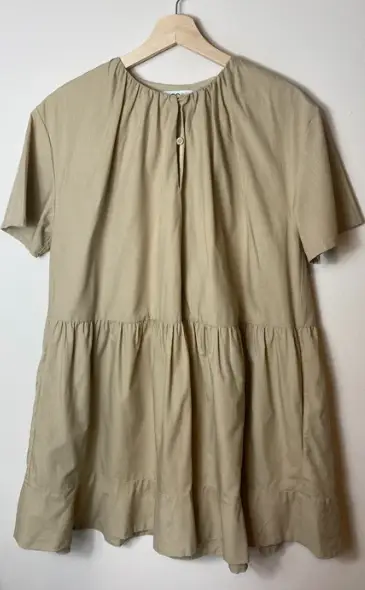 Cos Oversized Tired Dress Beige Front Buttons Pockets 4-6 Neutral