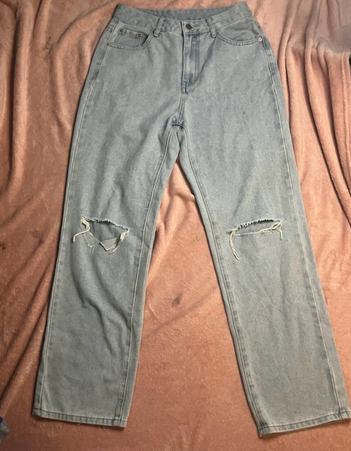 light blue wash ripped mom jeans