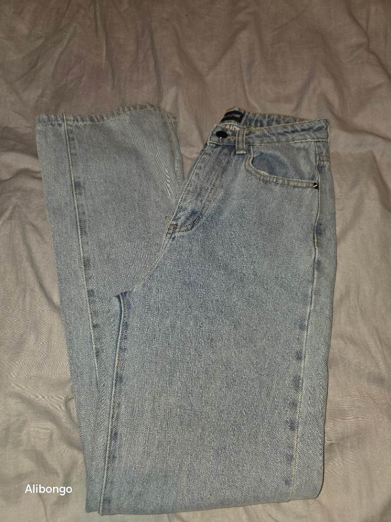 Pretty Little Things Jeans Size 4