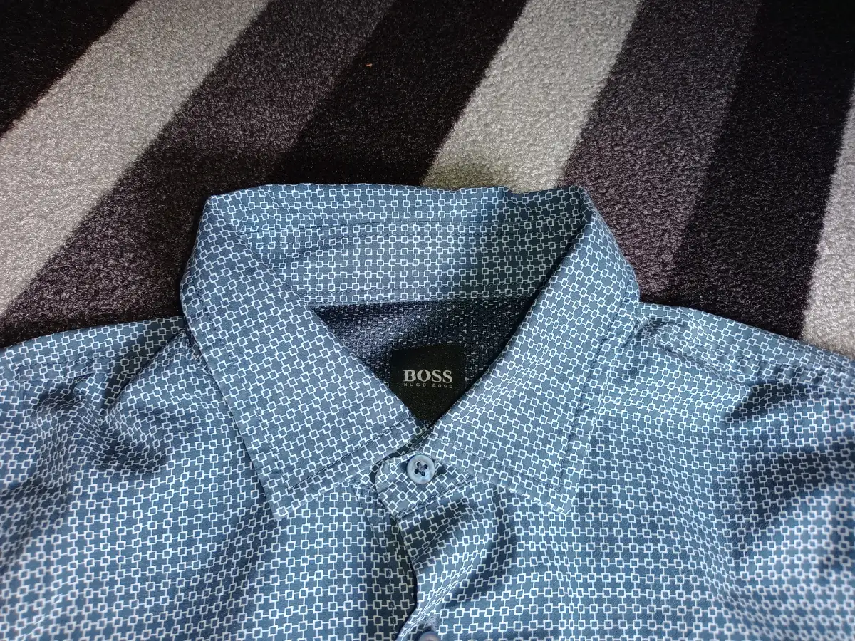 Hugo boss mens blue geometric long sleeve shirt M
