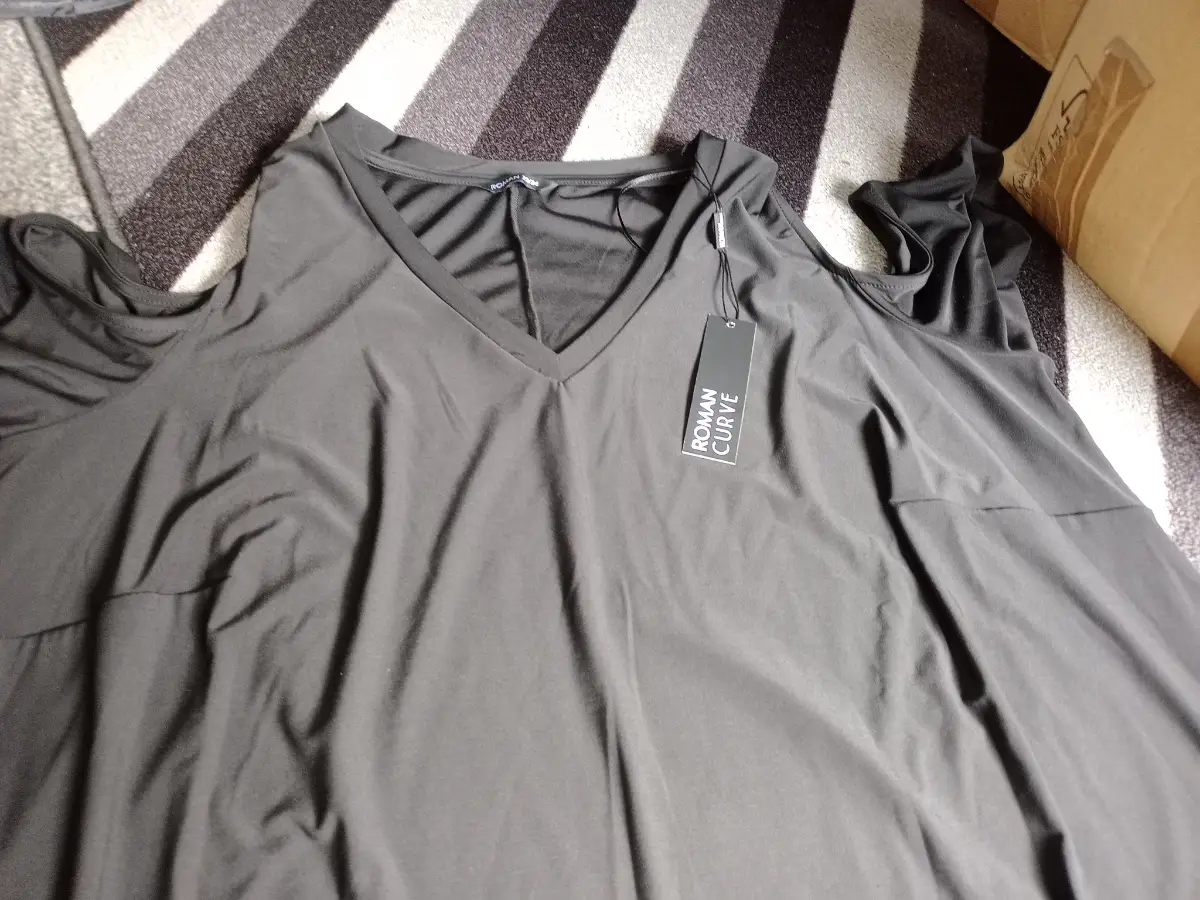Roman curve ladies black cold shoulder swing dress size 24
