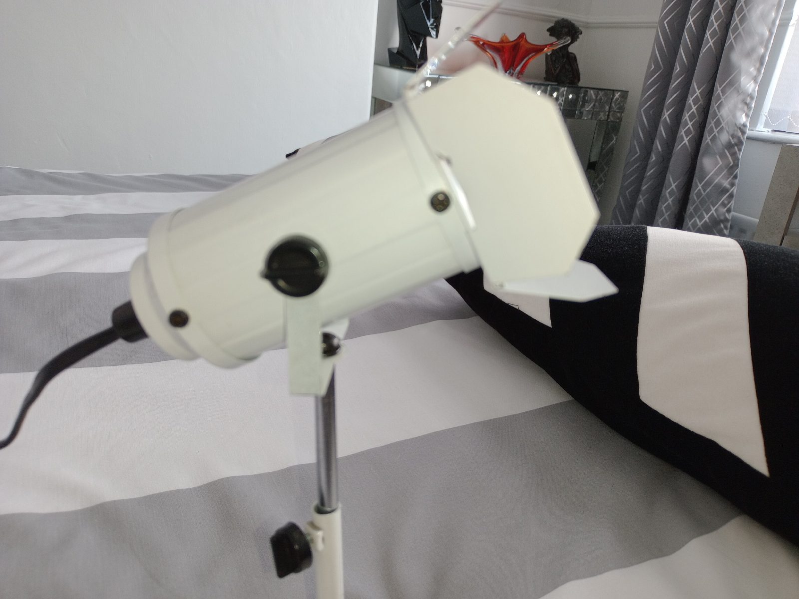 Vintage 1980s white metal theatre spotlight lamp