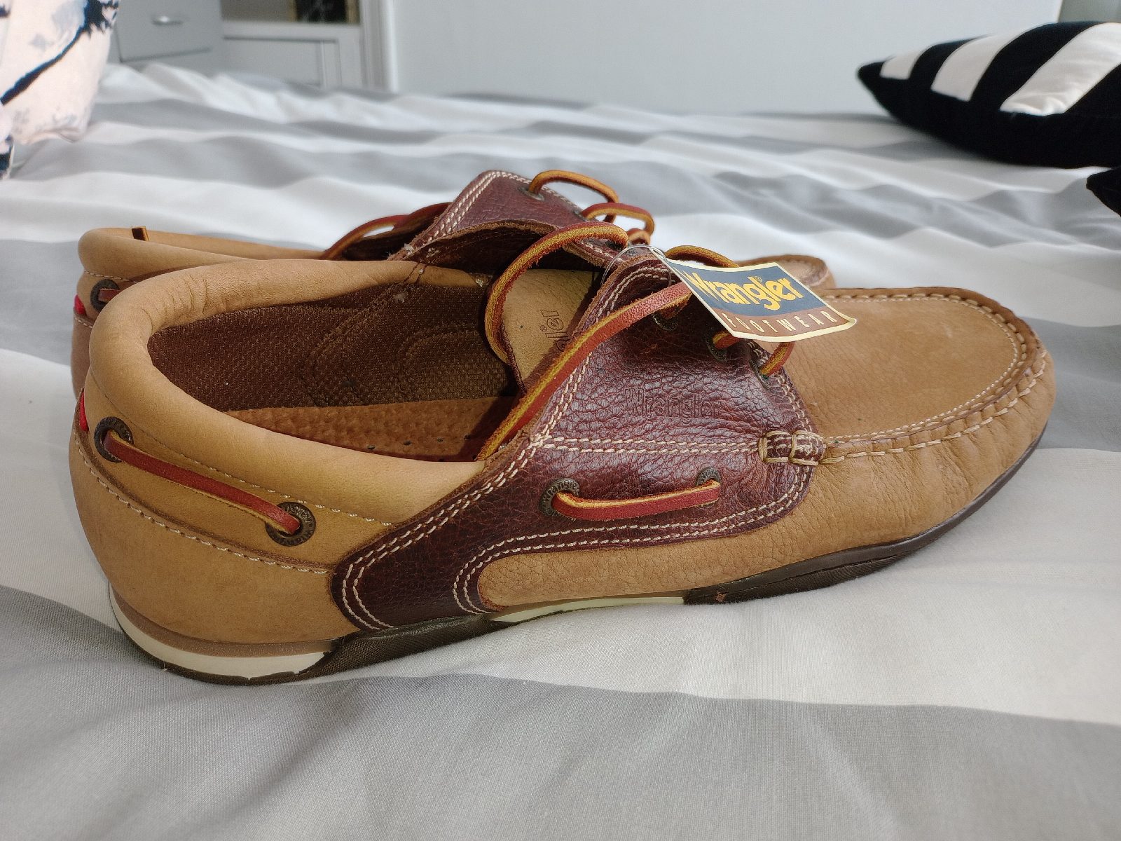 Wrangler mens leather loafers size 11 brown