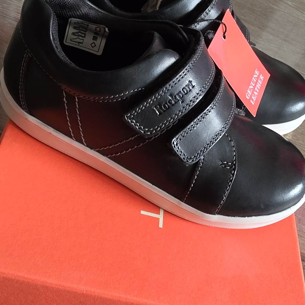 Rockport Felton genuine leather kids shoes,uk size c12,black colour,brand new with tag
