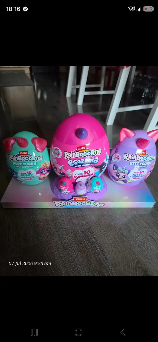 Limited Edition Zuru Rainbocorns over 30 Surprises Eggzania Puppycorn Kittycorn