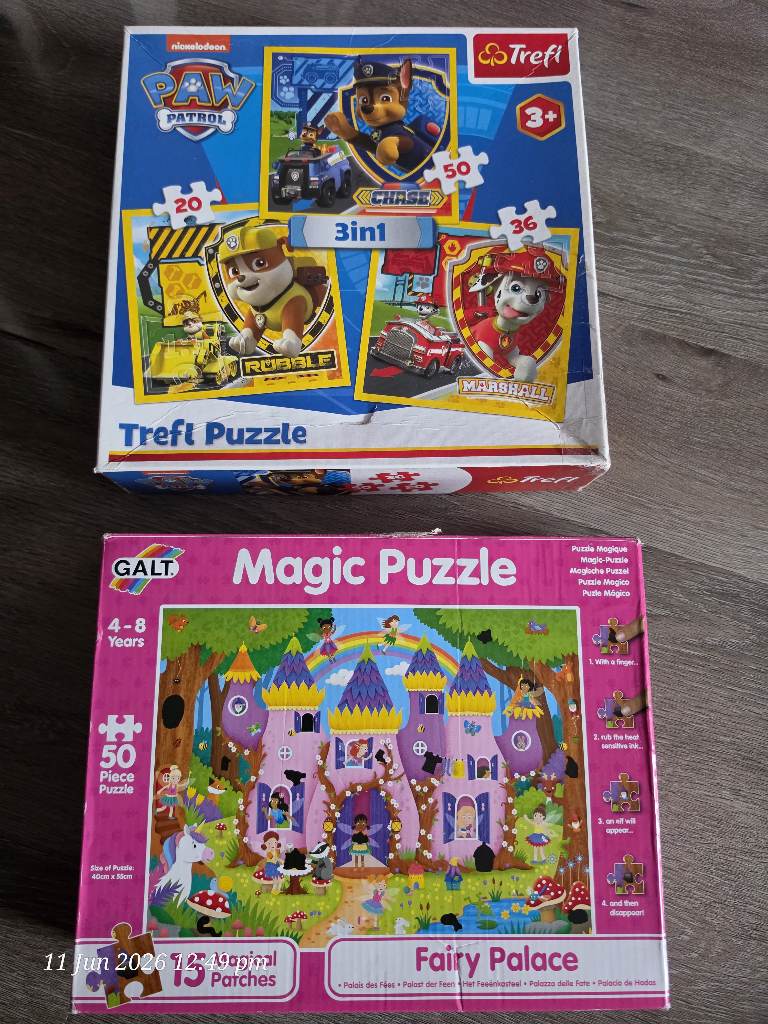 Pair of kids puzzles