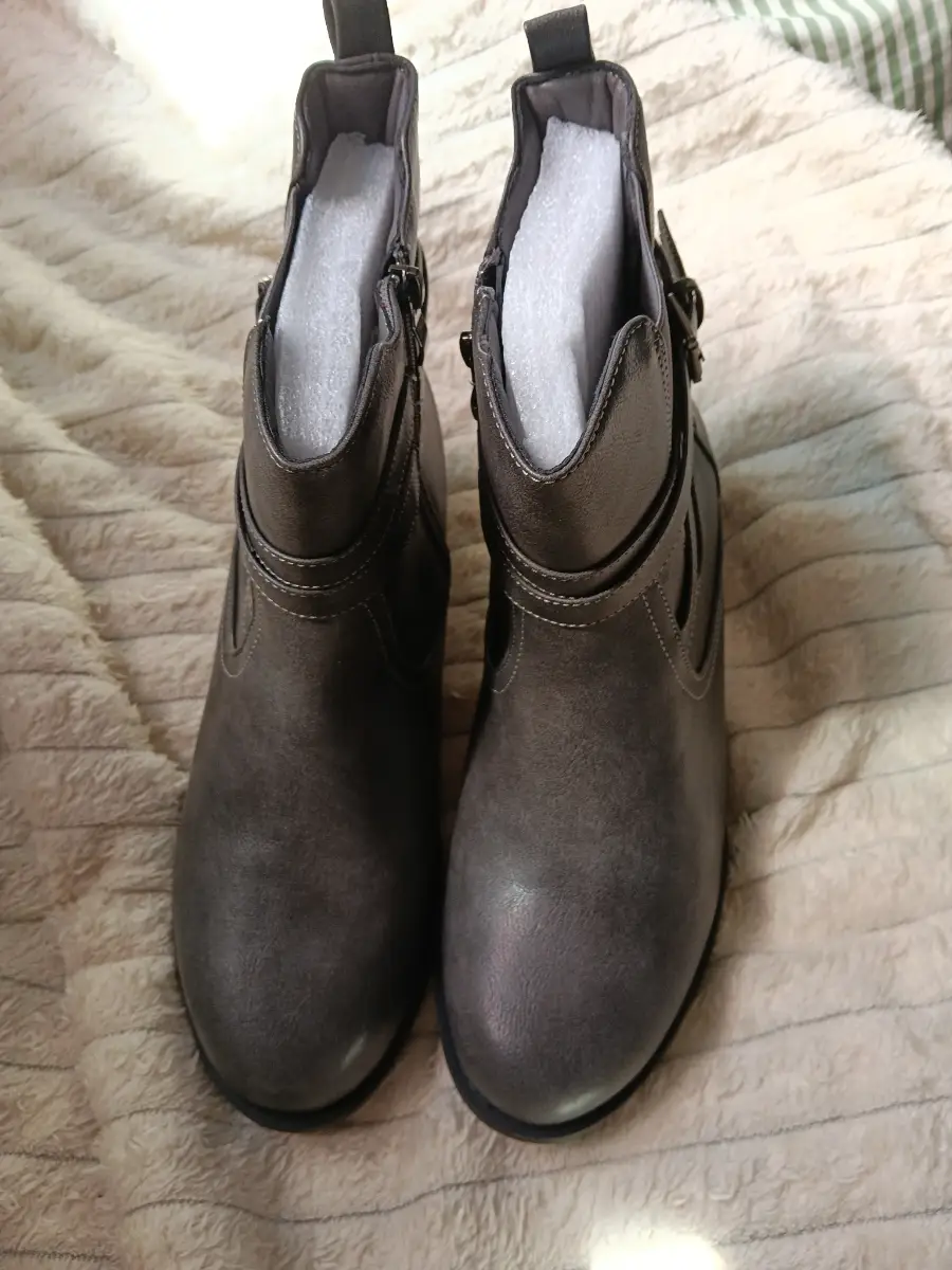 Womens boots
