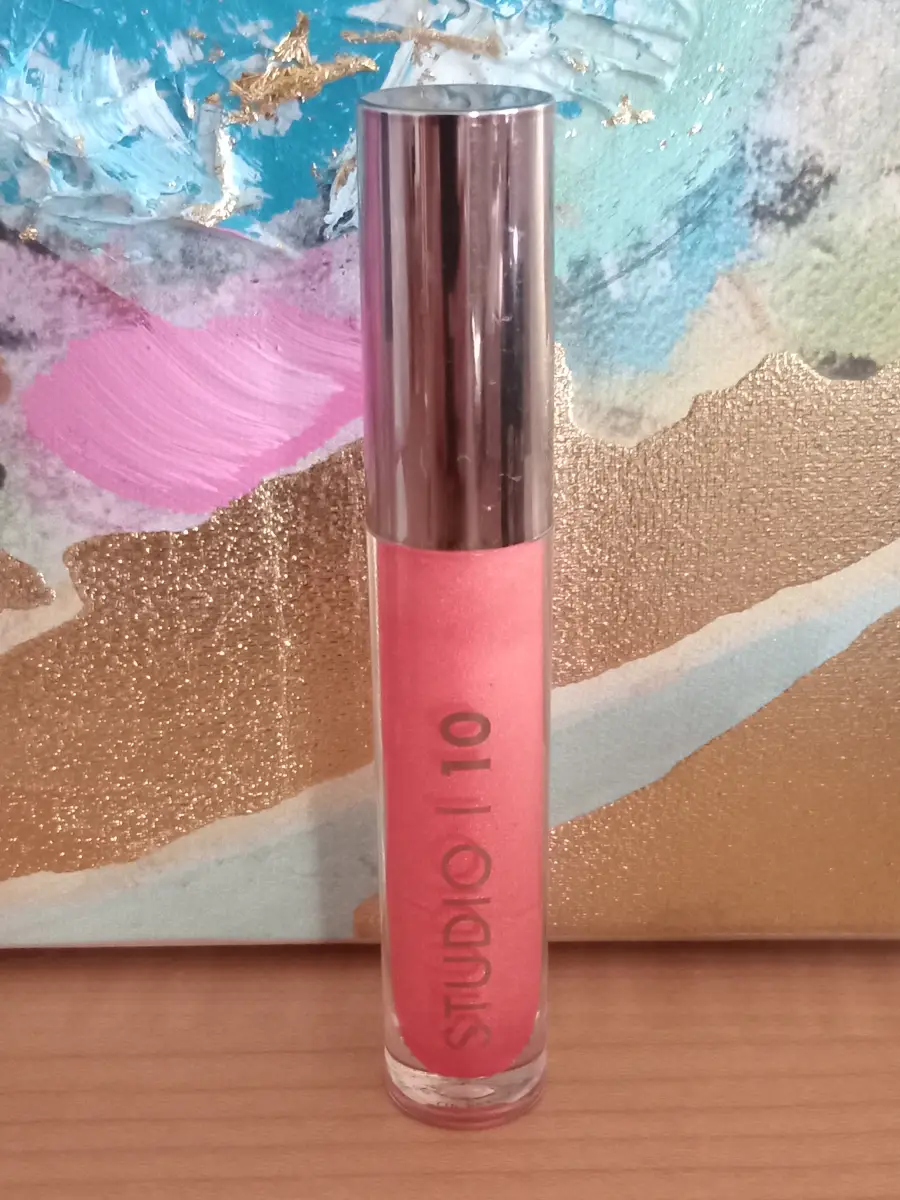 Studio 10 Lip Perfecting Balm Gloss in 01 Bellini (Shimmer Peach) NEW