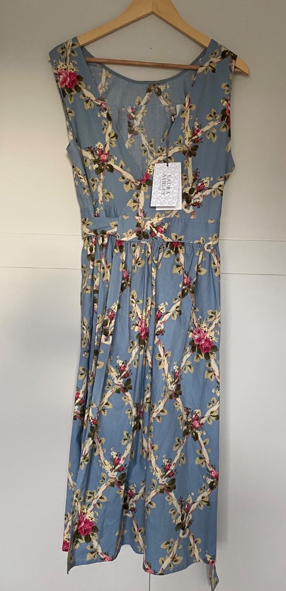 Laura Ashley size 14 blue floral vintage style print dress with belted waist