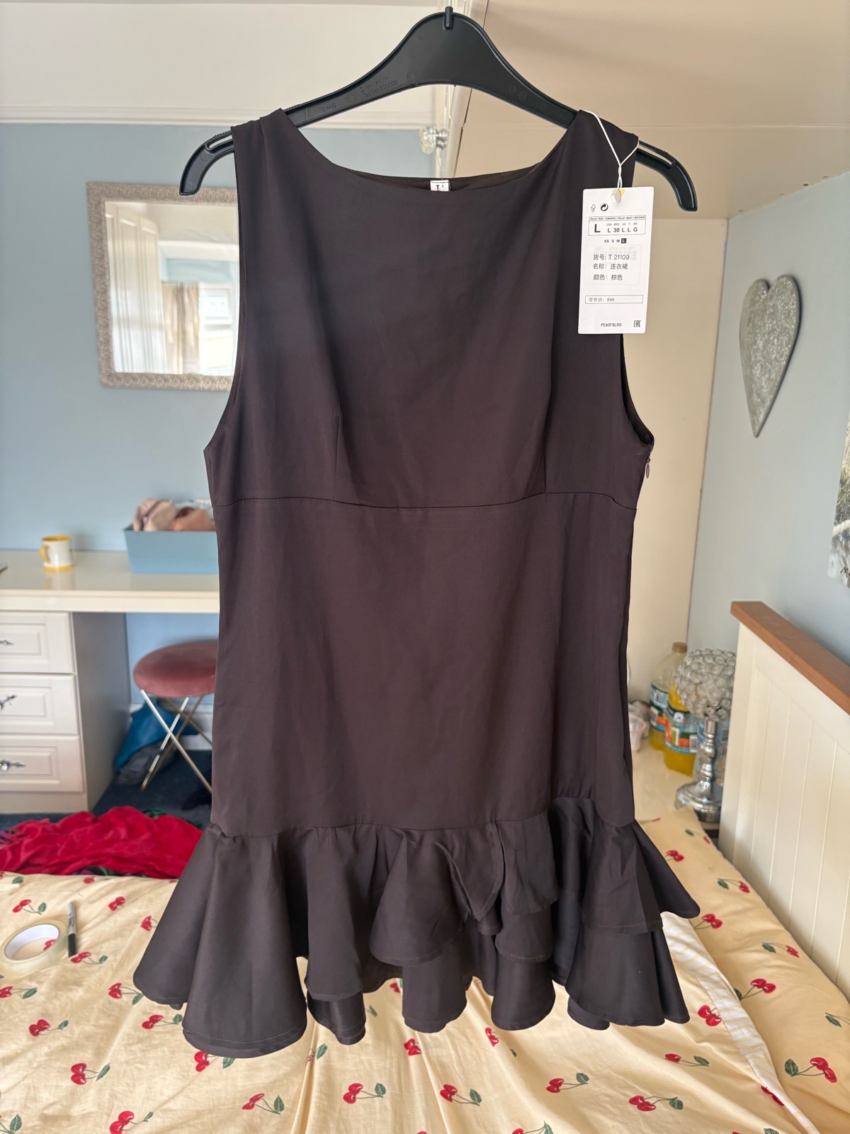 Ladies dress size large , brown new with tags