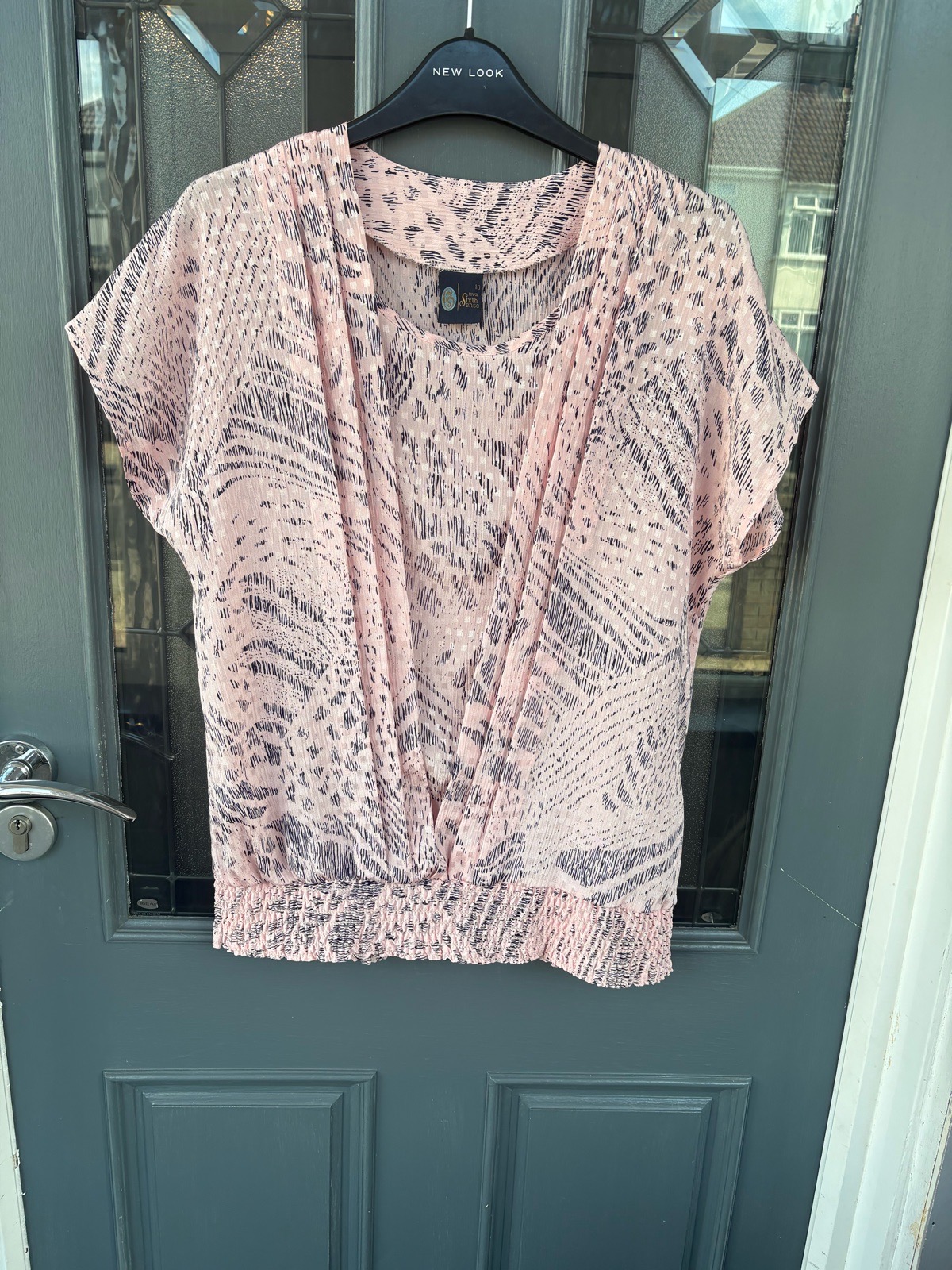 Ladies  top size 10 your sixth sence