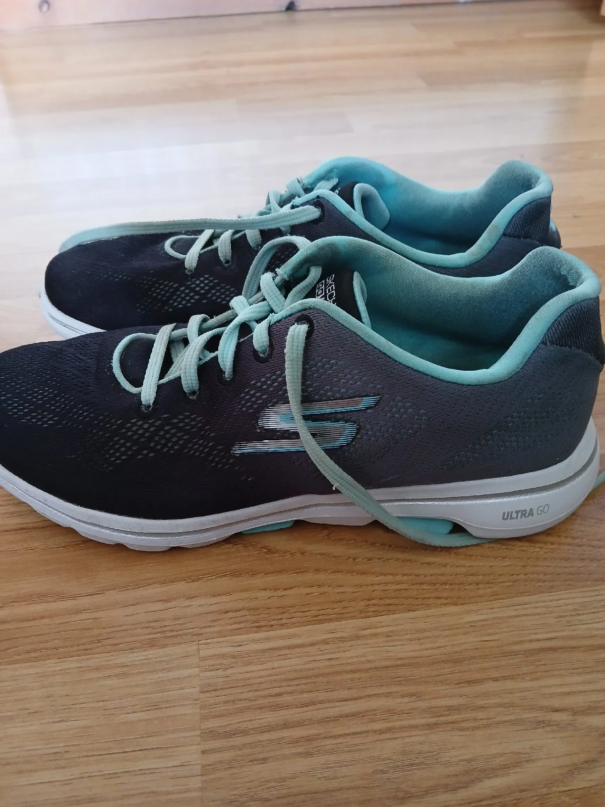 Skechers  GoWalk woman trainers