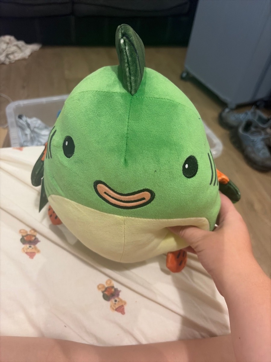 finnegan — coddies green bass fish plush — brand new with tags