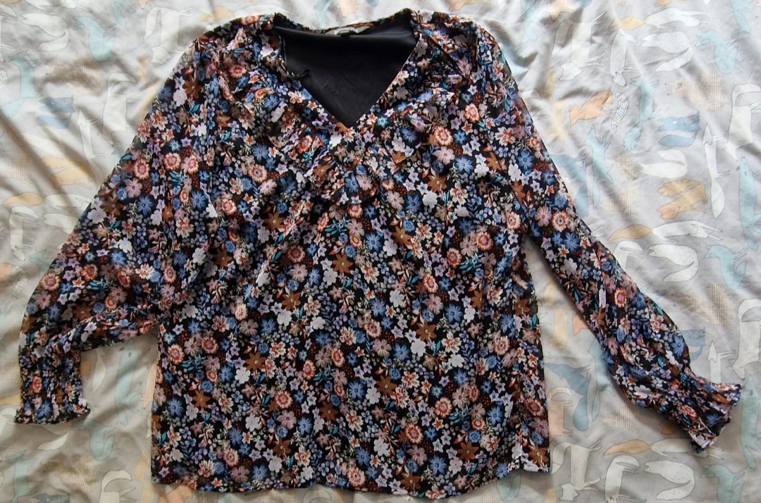 Floral Long Sleeved Top