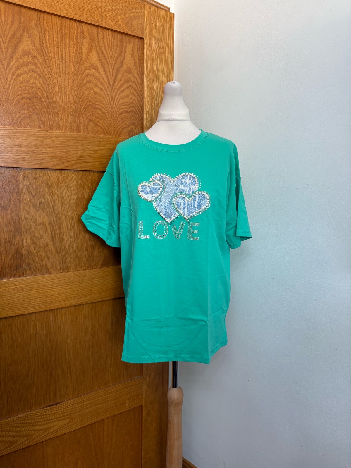 Zeva 'Love' Pearl Short Sleeve T-Shirt Colour Green Size XL/XXL