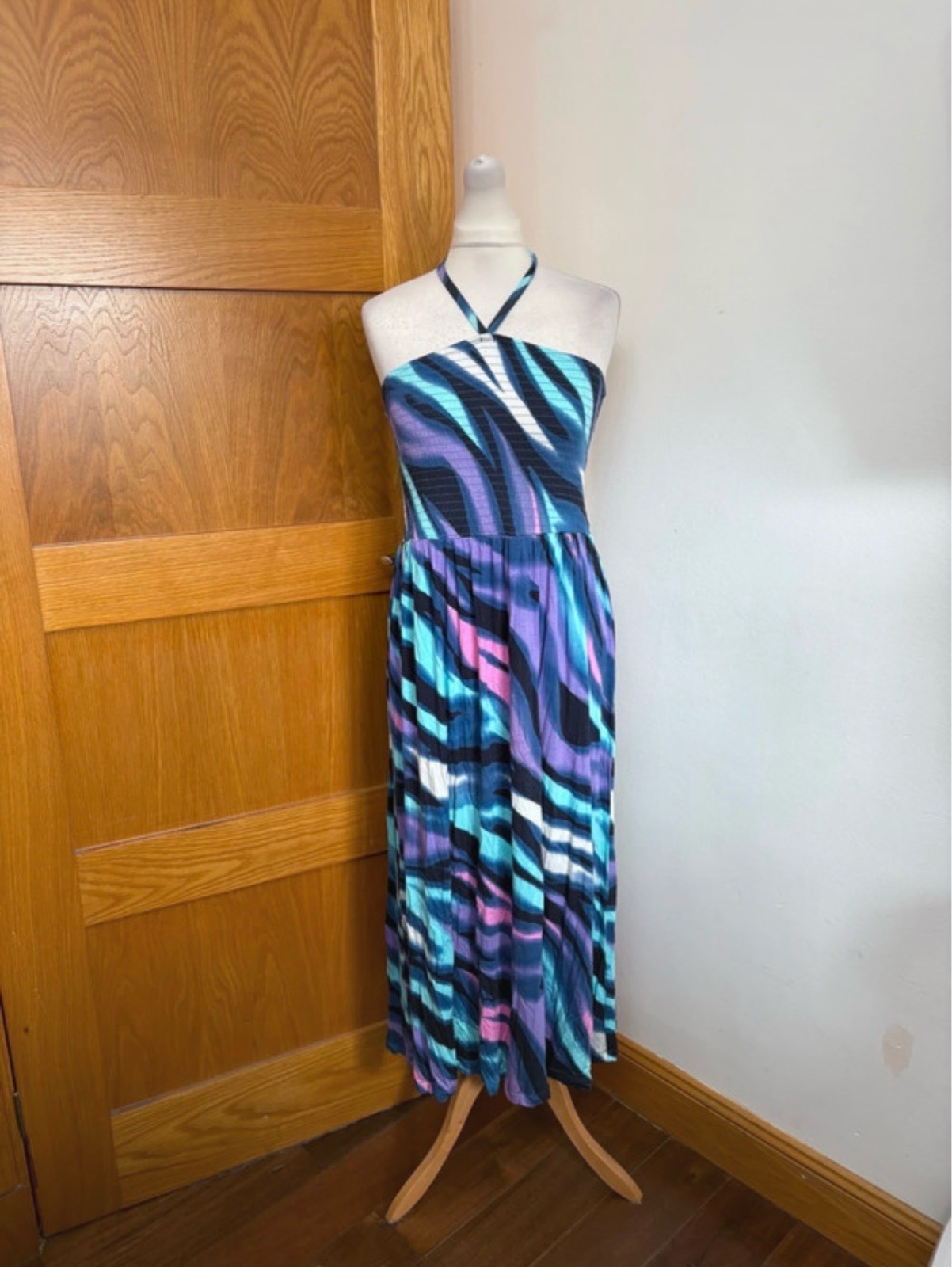 V by Very Halterneck Tie Midi Dress Colour Purple Multi Size 14
