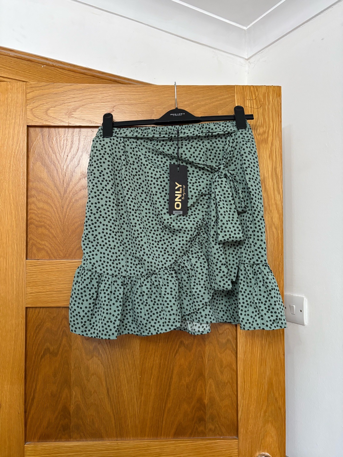 Only Soon Olivia Wrap Skirt Colour Chinois Green Size M