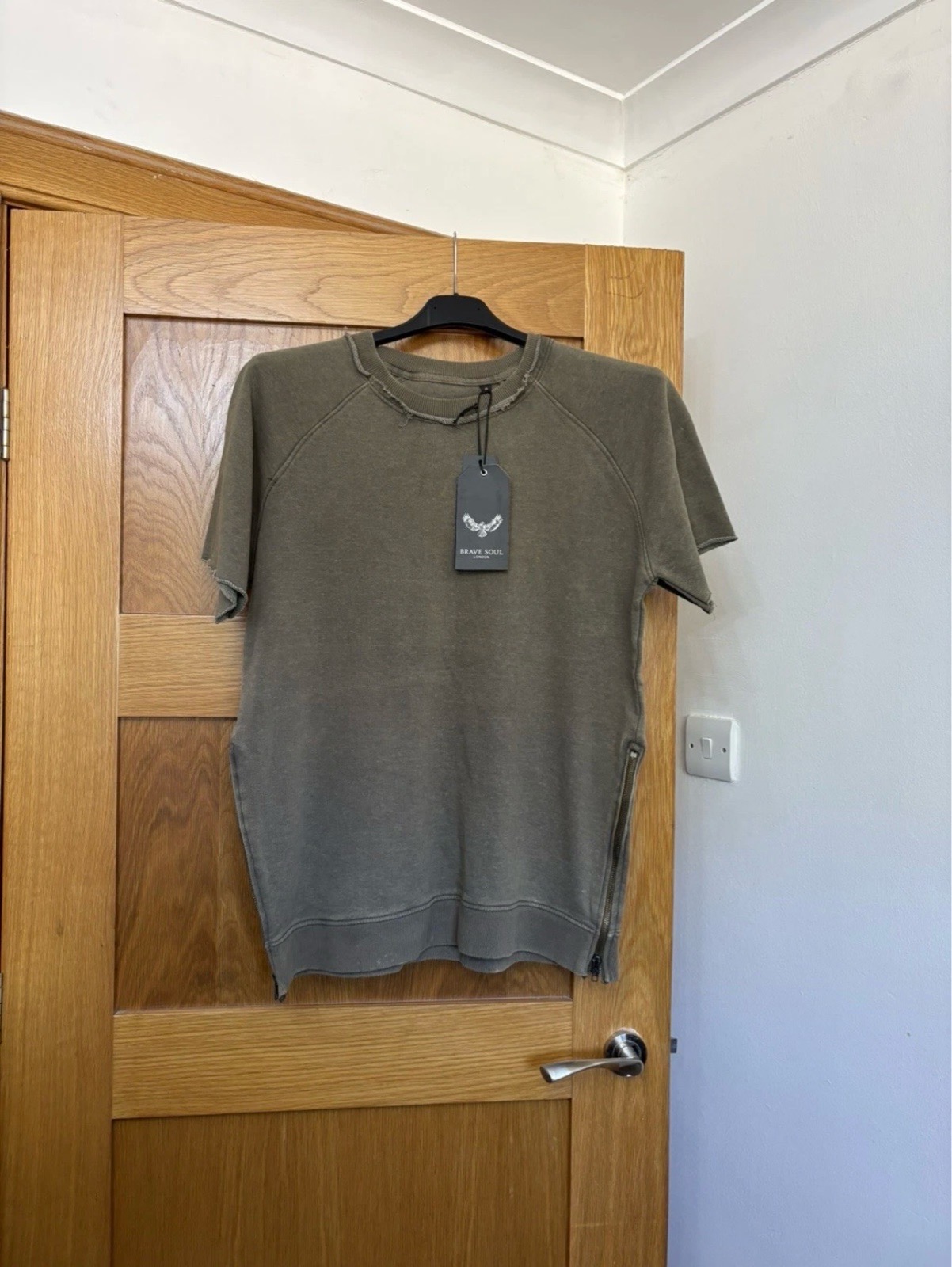 Brave Soul Zip Side Casual T-Shirt Colour Khaki Size S