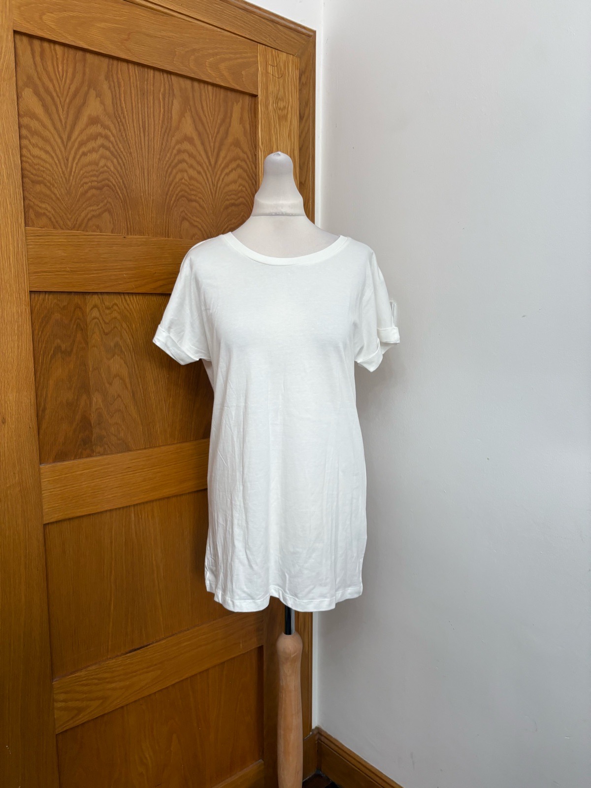 WE Short Sleeve Top Colour White Size M