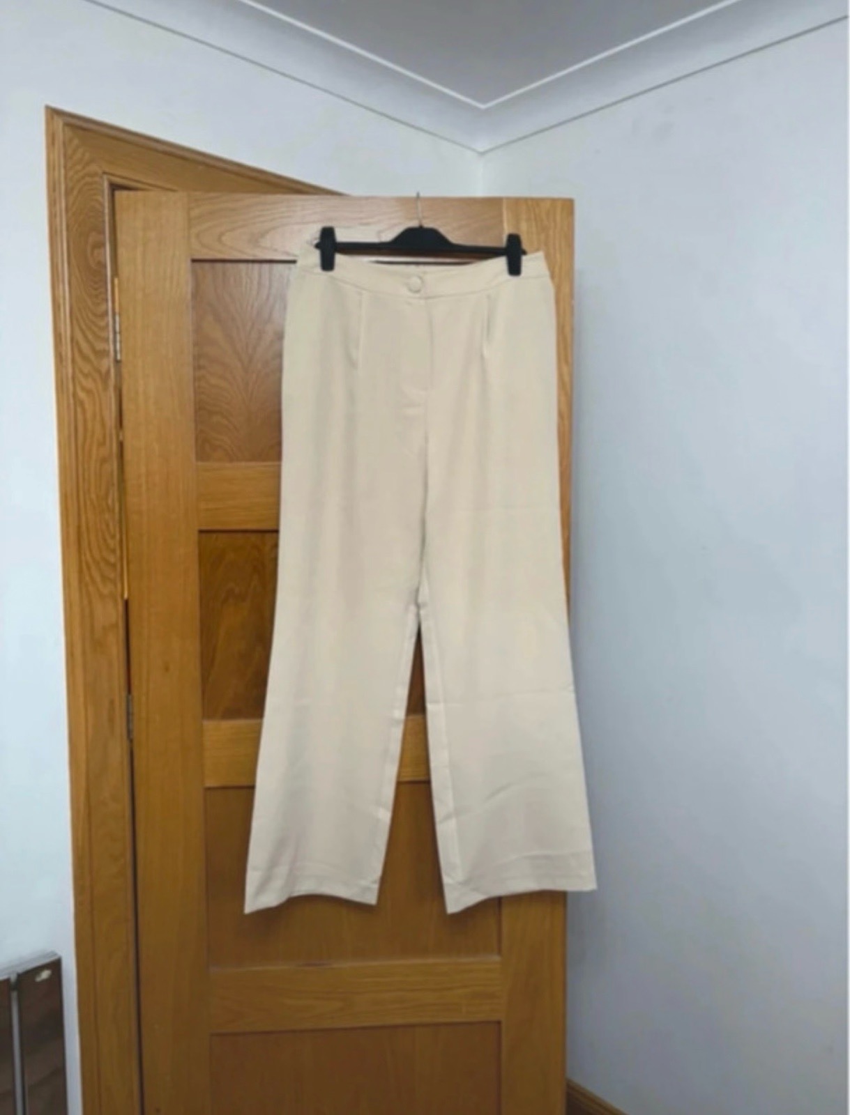 Miss Selfridge wide leg trousers Colour Cream Size 16
