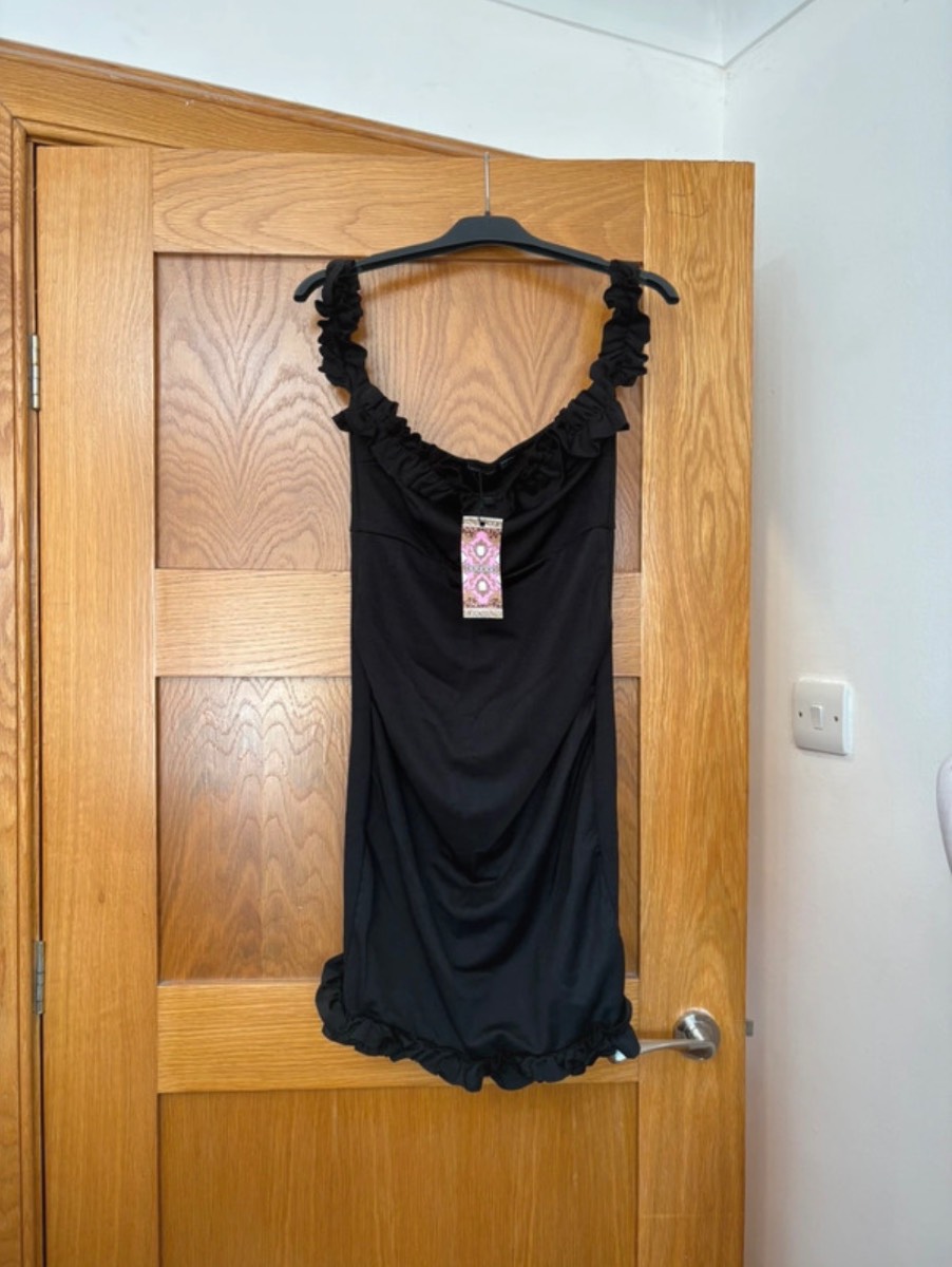 Boohoo Maternity Ruffle Detail Bodycon Dress Colour Black Size 6