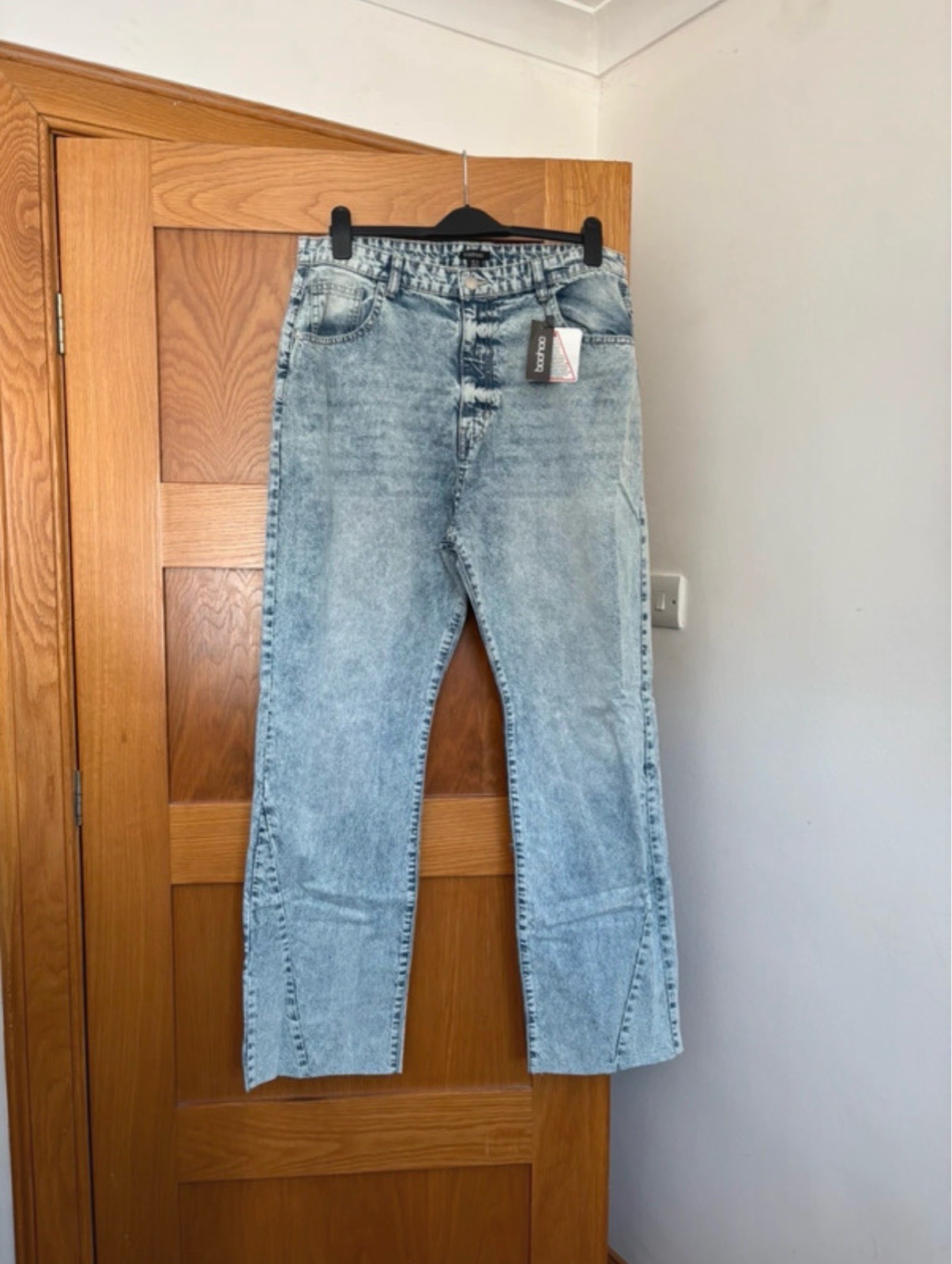 Boohoo Plus Seam detail Acid Wash Straight Leg Jeans Colour Stonewash Size 16
