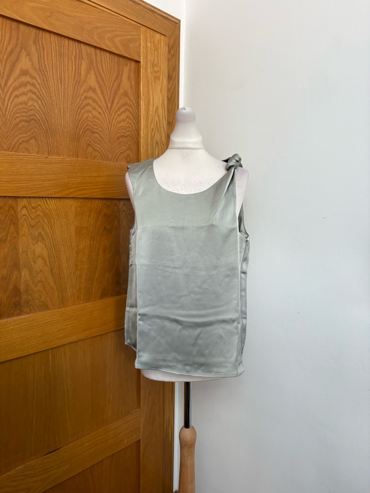 Vero Moda Rita Satin Knot Top Colour Green Bay Size L