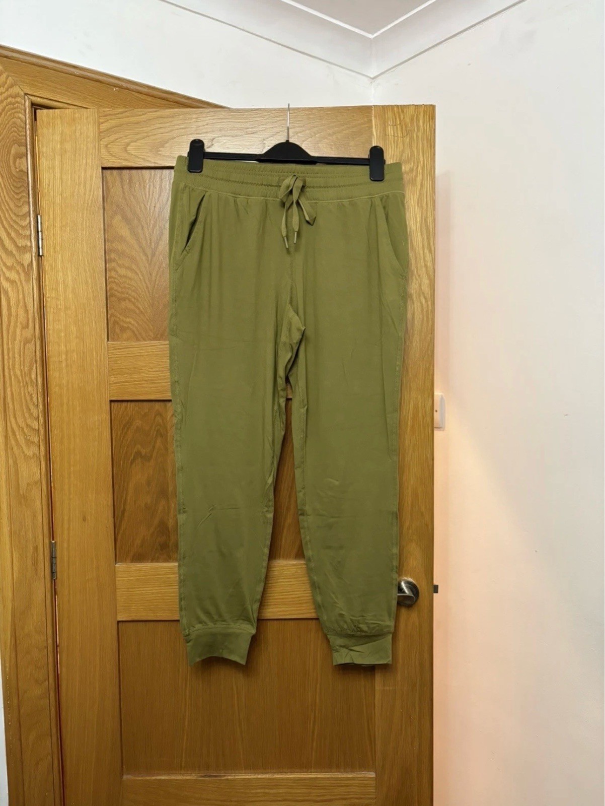 Amazon Essentials Brushed Tech Jogging Bottoms Colour Olive Size M UK Size 12/14