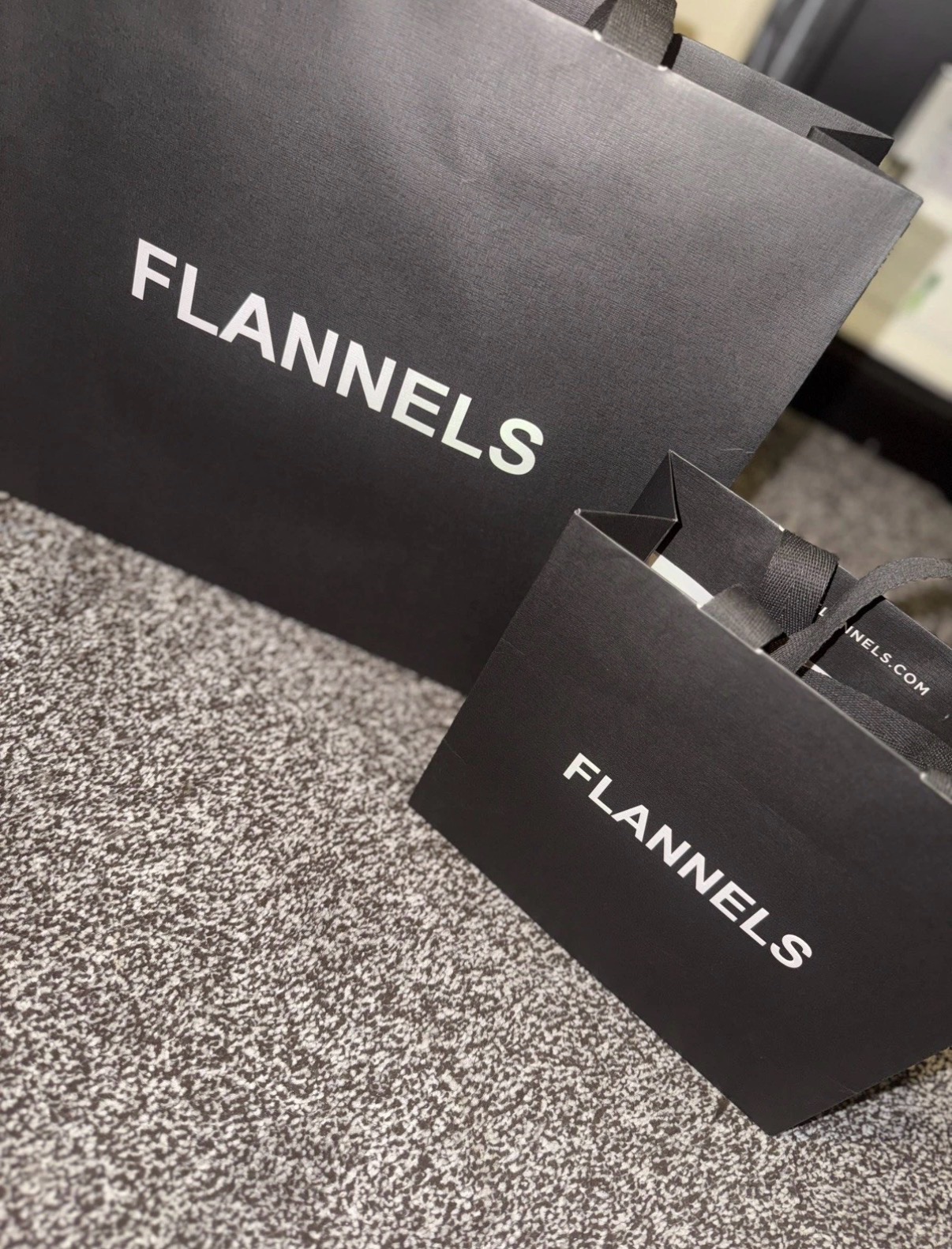 New FLANNELS  Small & Medium Black Cardboard Gift Bag Clothing Shoes Trainers)