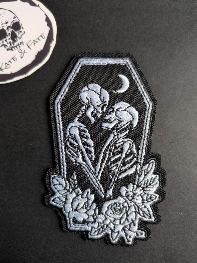 Skeleton Lovers Coffin Patch – Gothic Romance Moon Embroidery