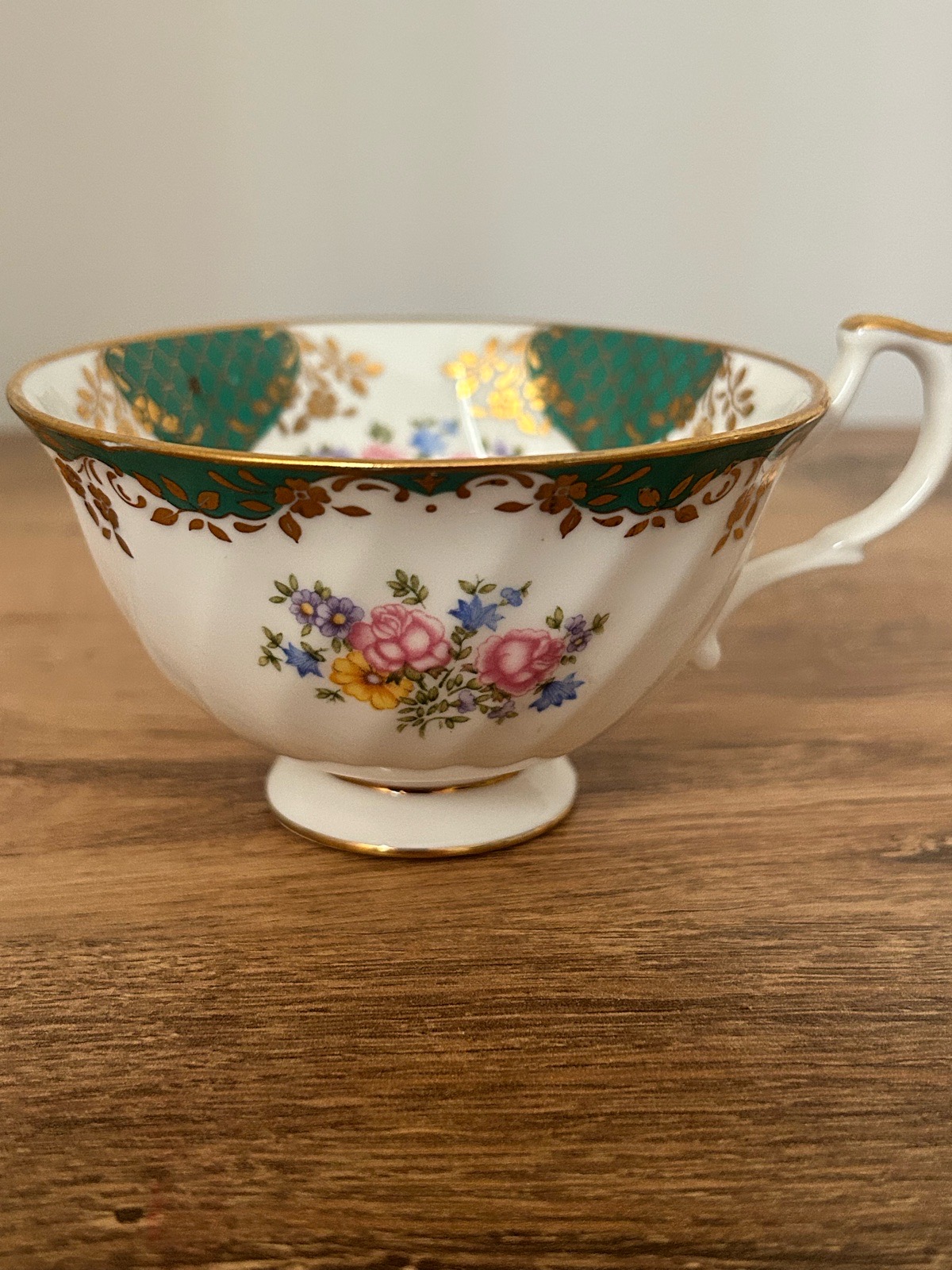Vintage Hudson & Middleton “Lady Diana” Fine Bone China Tea Cup Green Trellis
