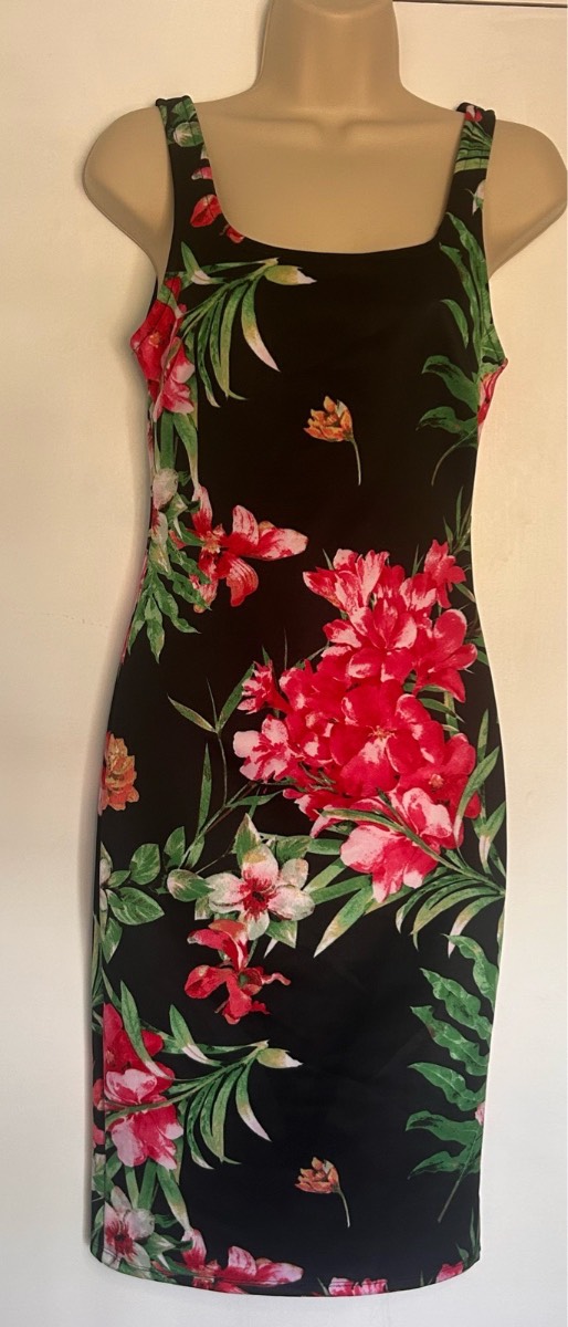 Joe & Elle Women's Tropical Floral Square Neck Midi Dress - Size Medium