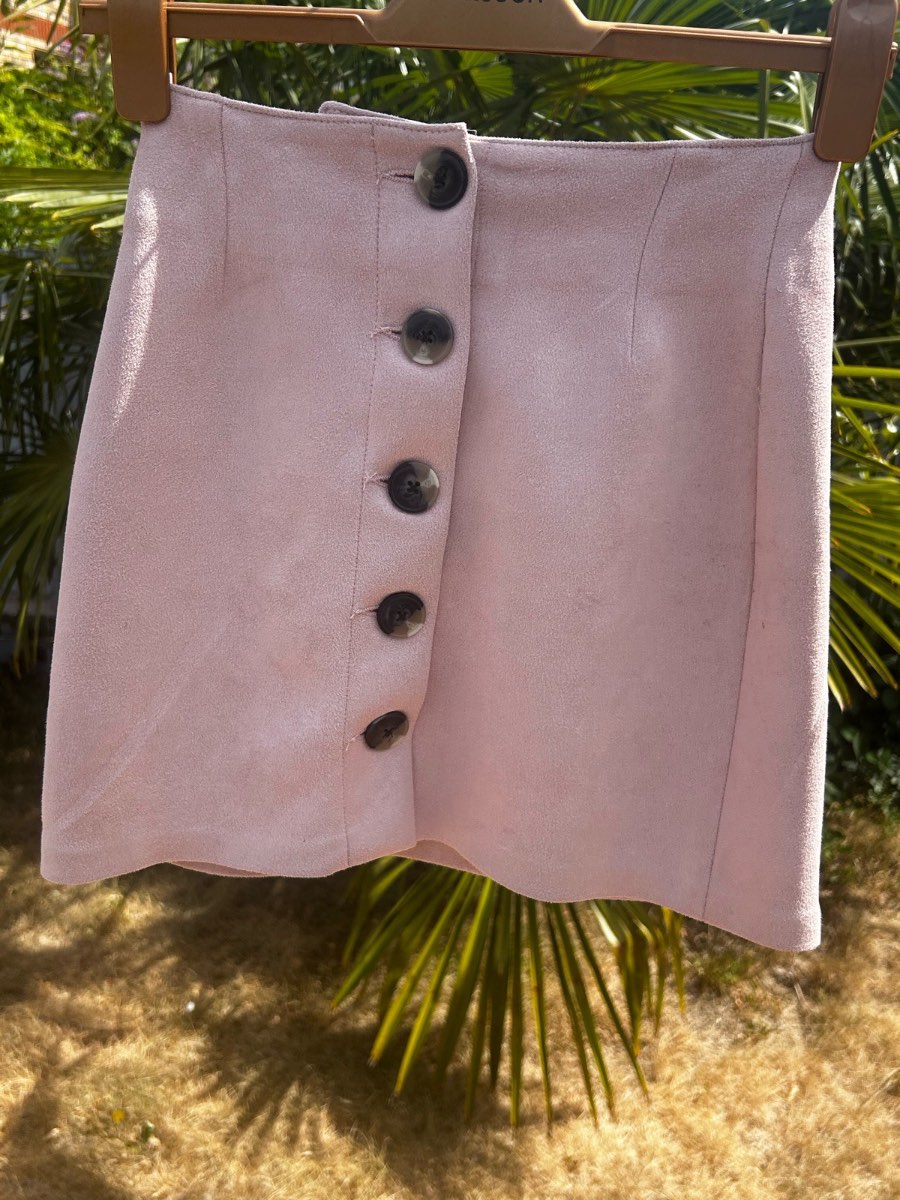 Bershka Dusty Pink Suede-Effect Button-Up Mini Skirt – Size XS Uk 6