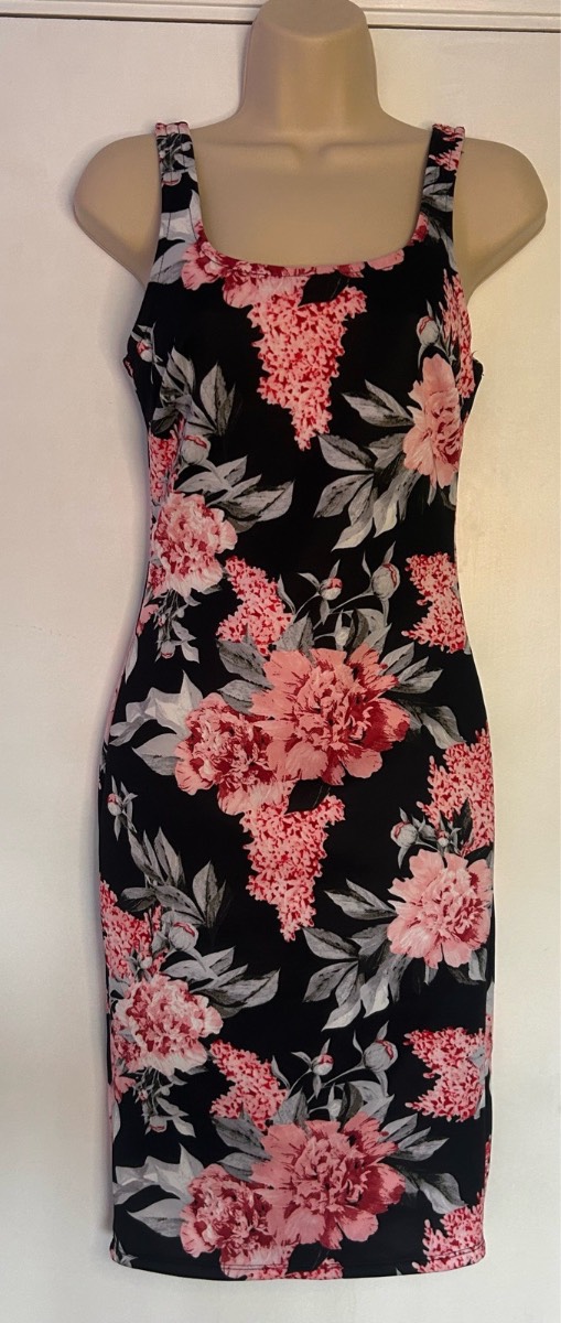 Joe & Elle Floral Bodycon Dress Size M (BNWT)