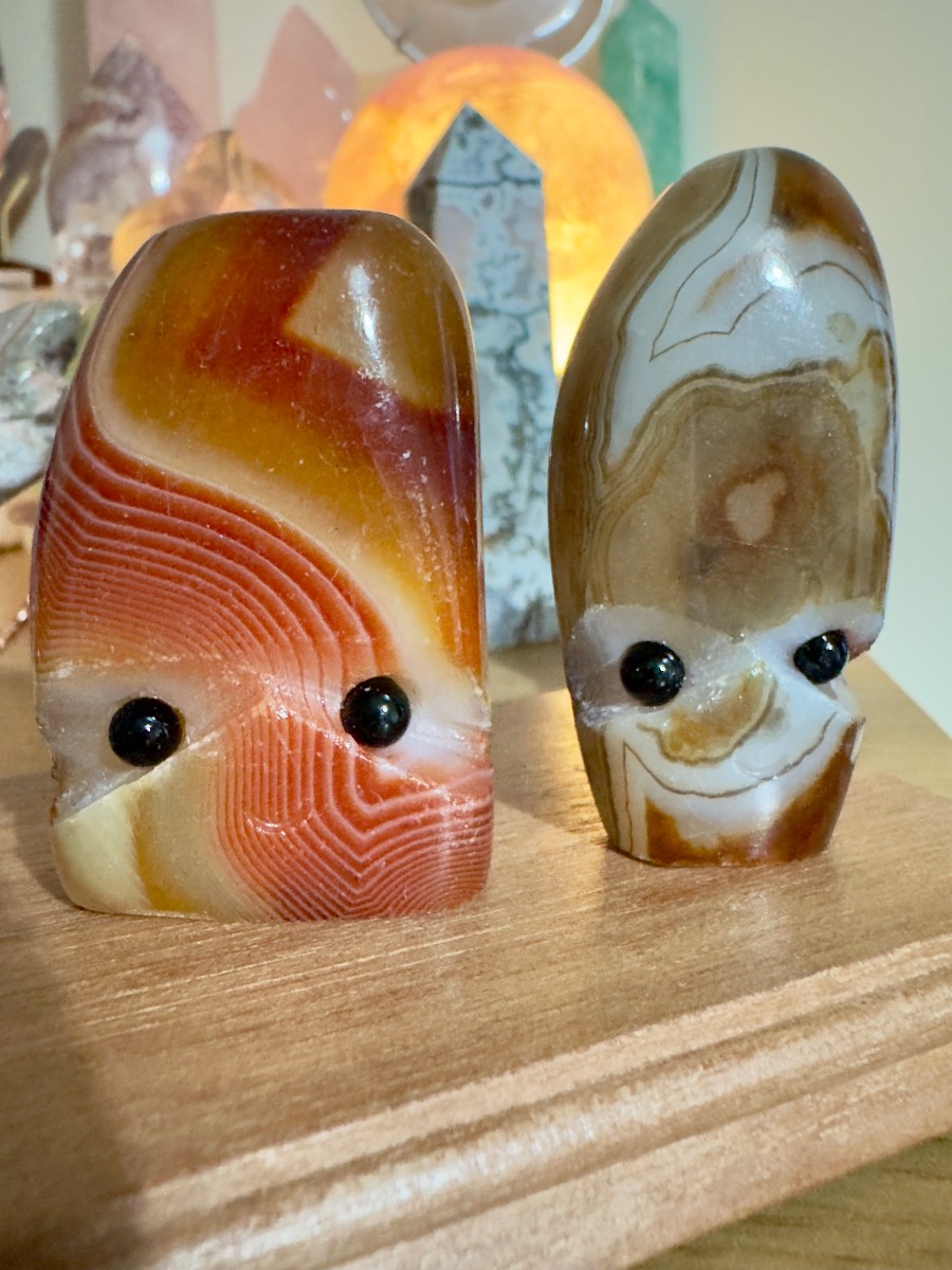 Carnelain and sardonyx buddies