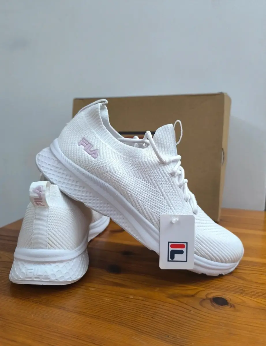 Fila Run-It white running trainers, size UK 4.5, EUR 38