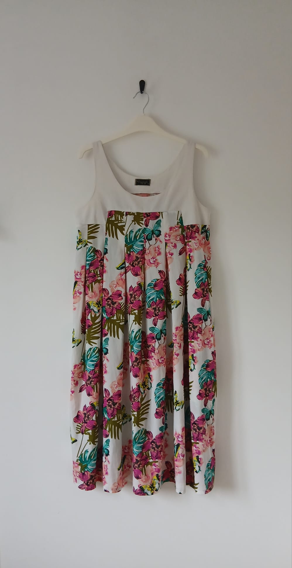 Floral Sleeveless Skater Style Midi Dress White Mix Tropical Print UK 8-10 Holiday Boho Cottagecore