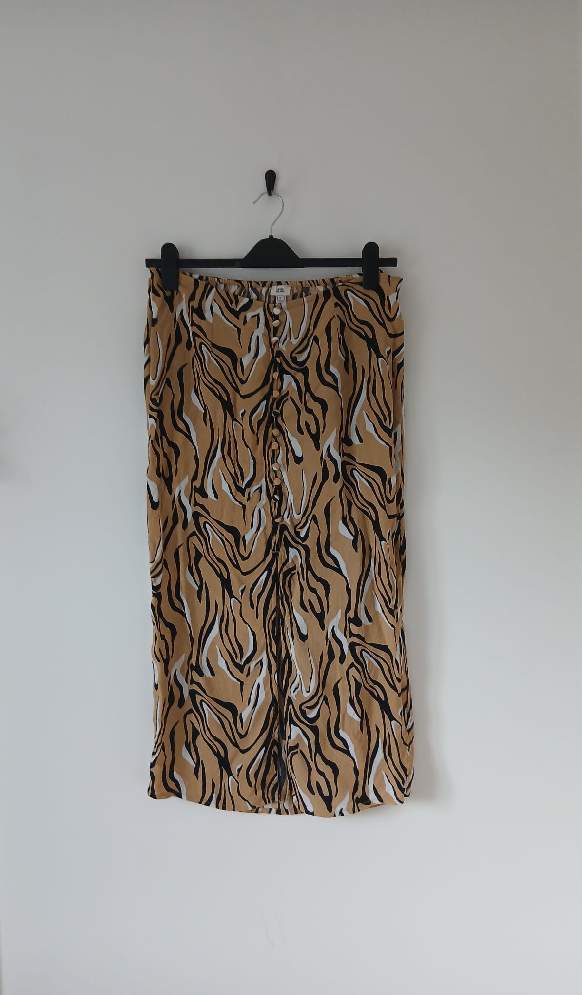 Zebra Print Skirt UK 16 Midi Straight Button Detail Slit Holiday Cruise Resort Cover Up