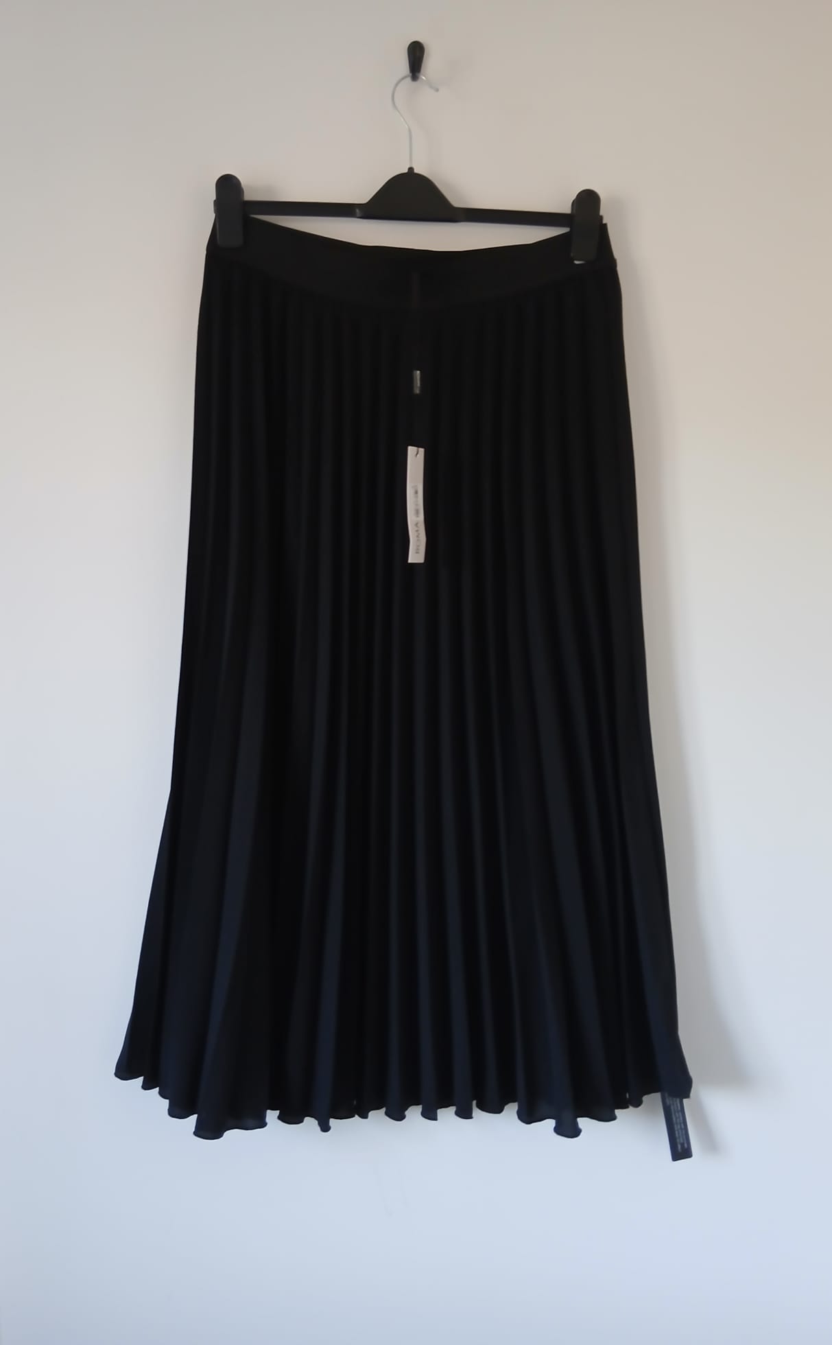 Roman Pleated Midi Skirt UK 16 Black Elasticated Waist Classic Occasion Office Party Minimalist