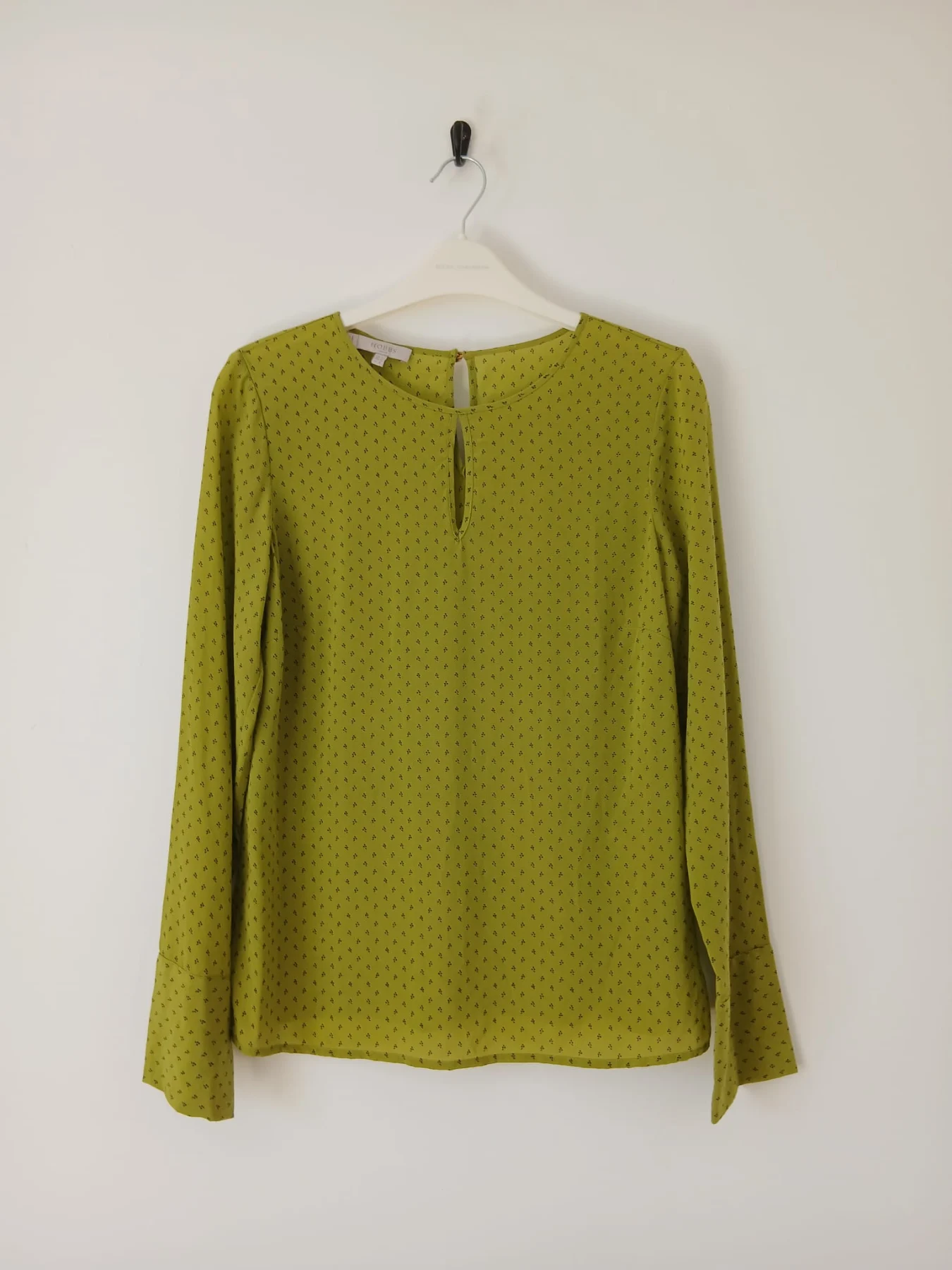 Hobbs London Ditsy Floral Pure Silk Blouse Top UK 8 Green Navy Keyhole Smart Casual Cottagecore Boho