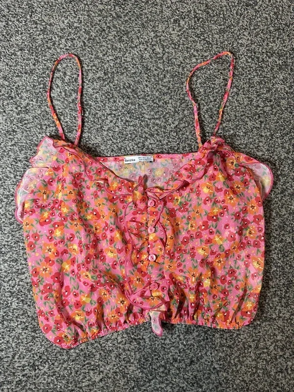 Bershka ditsy floral button front crop top size S summer holiday festival cami