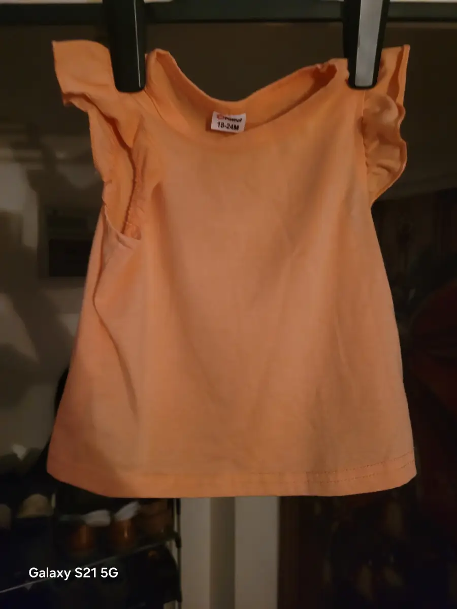 Girls sleeveless top