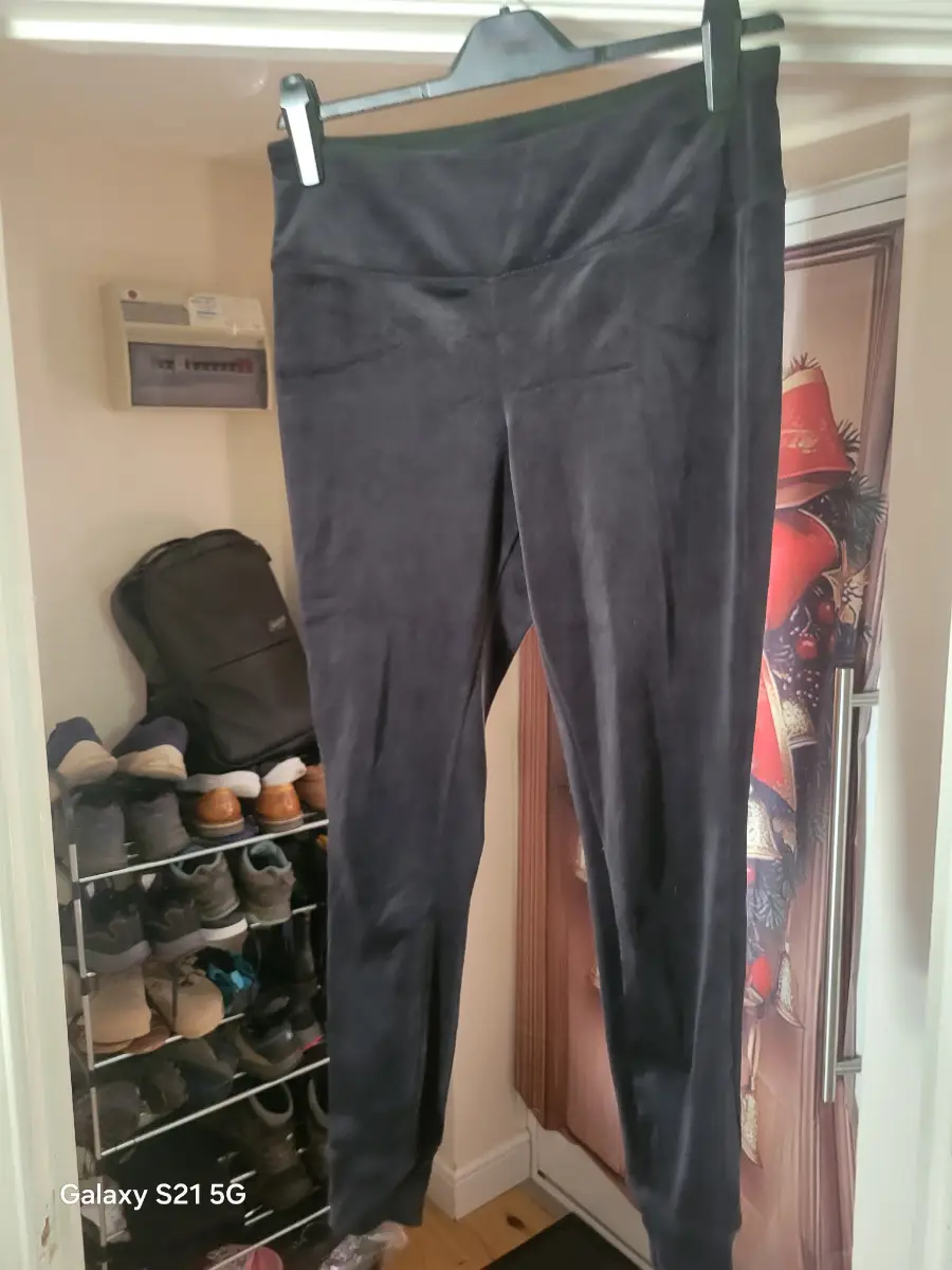Womens soft leggings