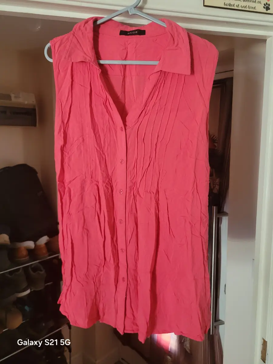 Womens pink top