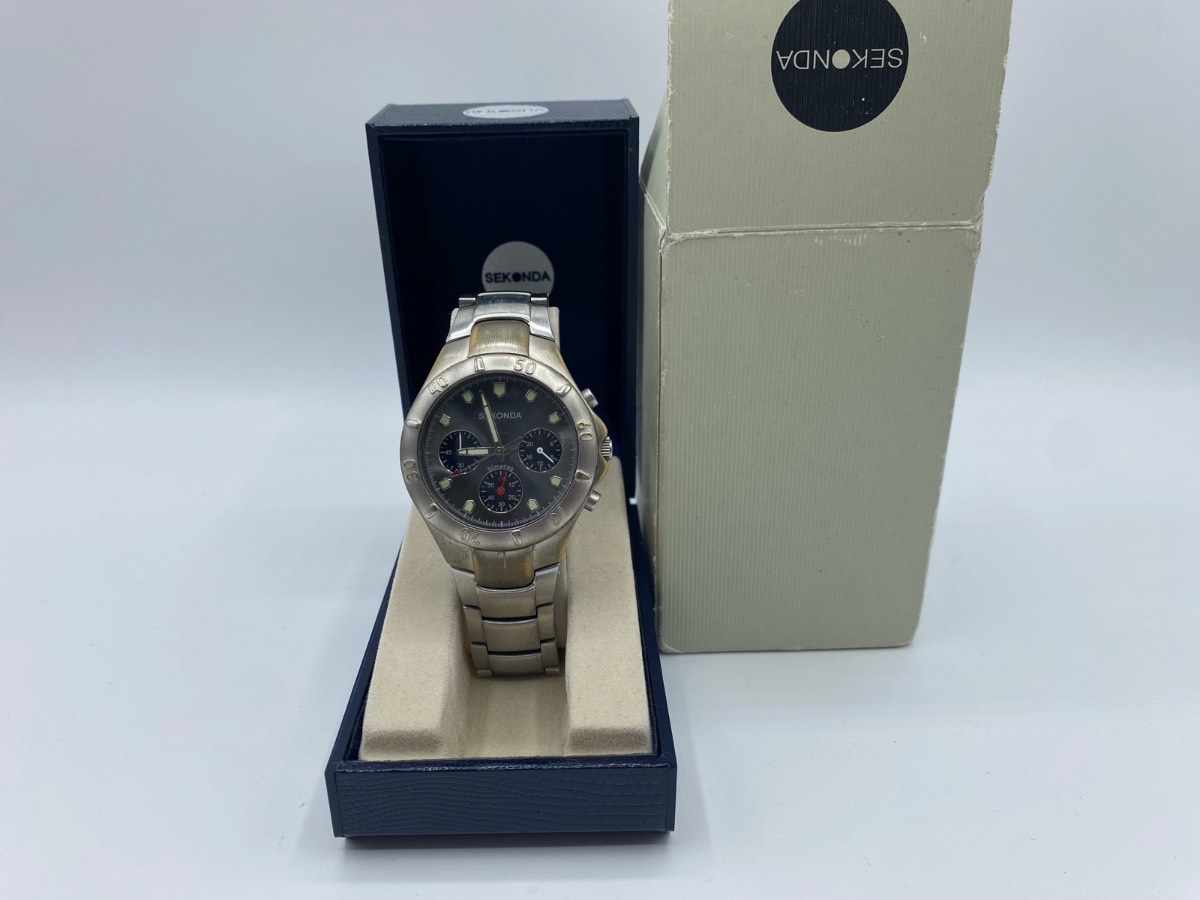 Sekonda chronograph watch