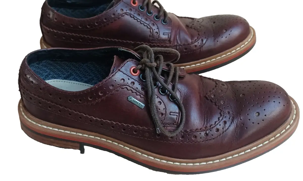 Clarks GoreTex Brogue Shoes Size 6.5 Waterproof Walking Oxblood Burgundy Mens