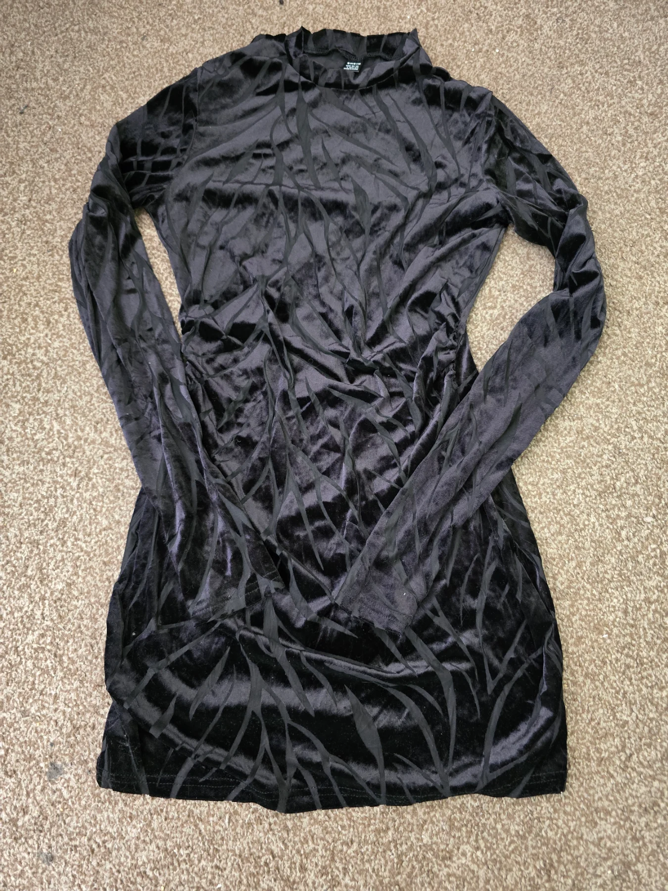 SHEIN Black Velvet Mini Dress – Size L – Never Worn