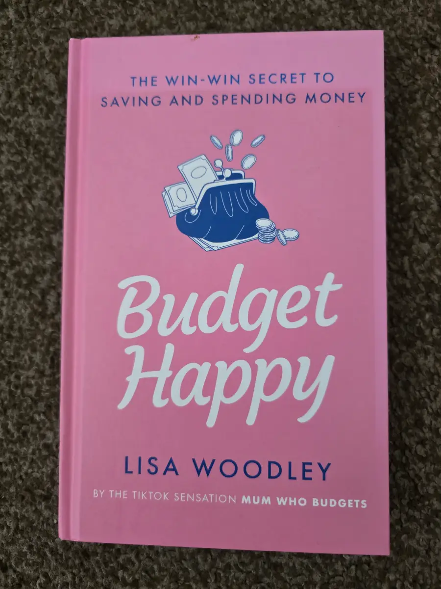 Book - Budget Happy - Lisa Woodley