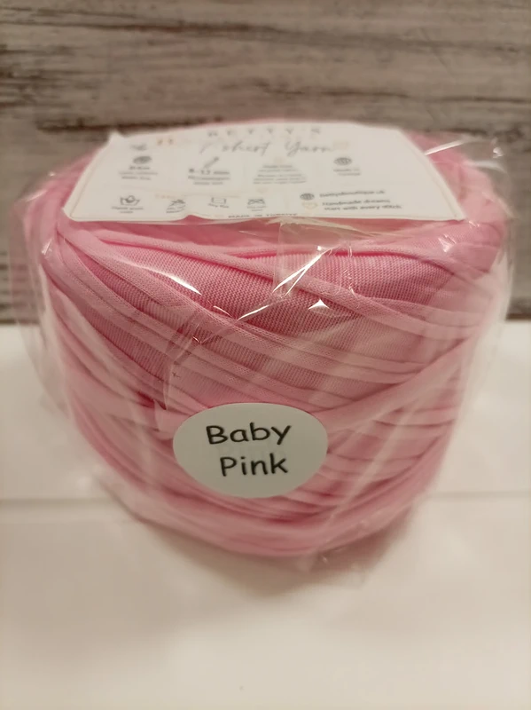 Baby pink T-shirt yarn 84m crochet knitting