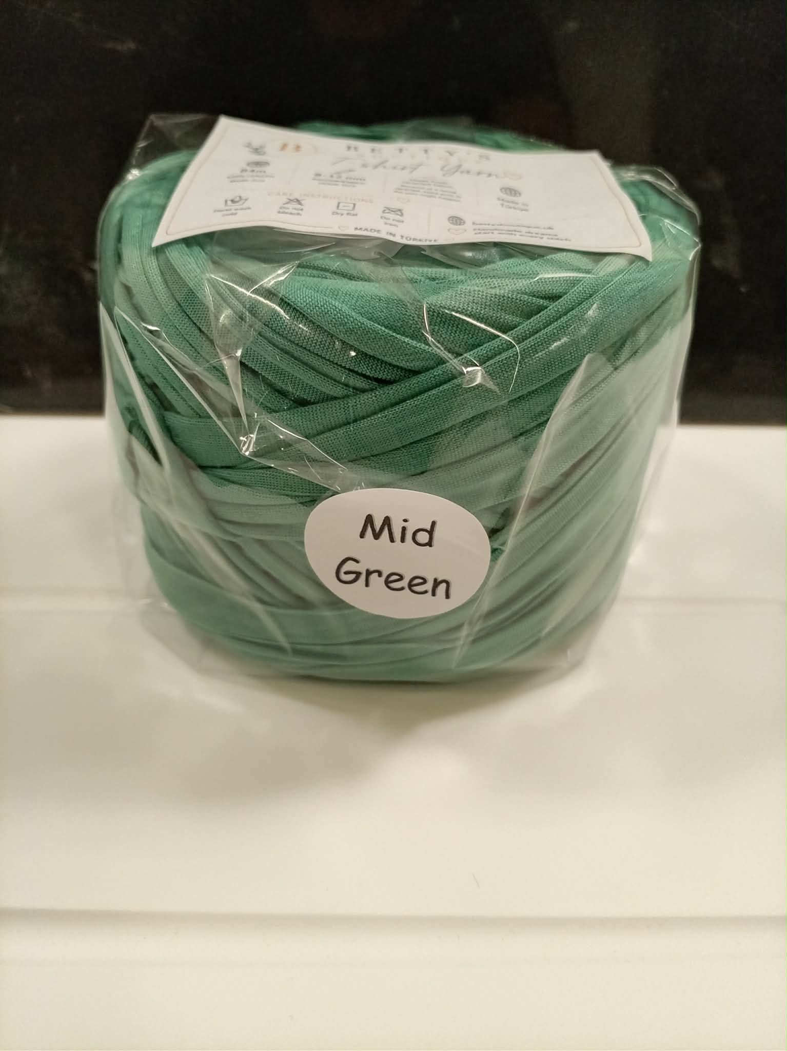 Mid Green Tshirt Yarn 84m Crochet
